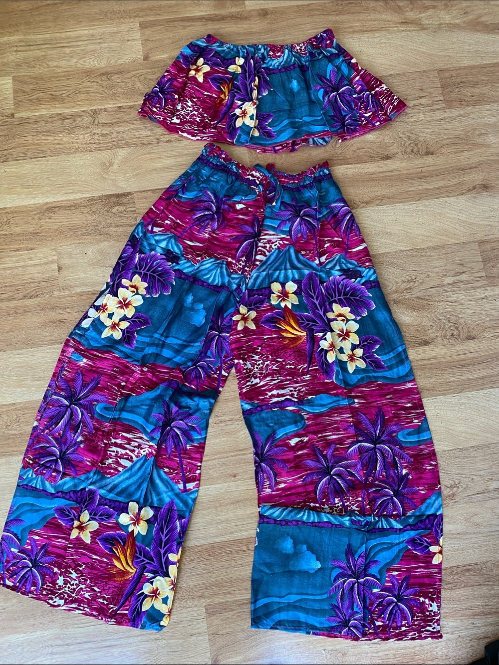 Just From Bali Tropical top and pants set NWT